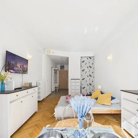 Lejlighed Aleja Przyjaciol 3 Comfort Near Plac Na Rozdrozu Warszawa